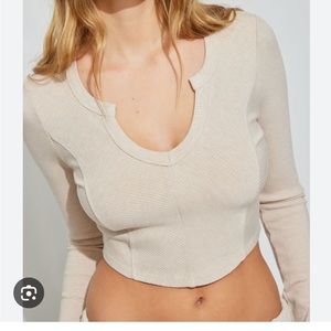 Garage Notch Front Long sleeve top in Oatmeal